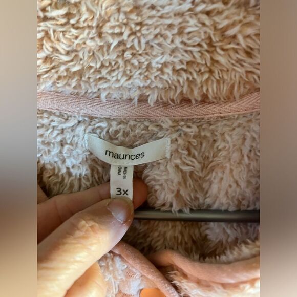 Maurice’s Pullover 3X Sherpa look&mixed texture light pink w rose gold buttons - Picture 3 of 8
